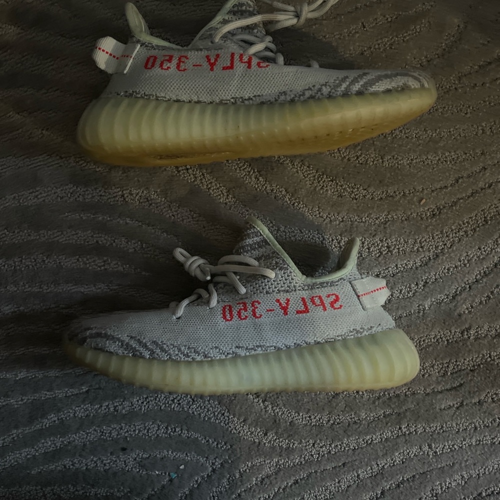 Yeezy 350 blue tint